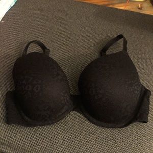 Victoria’s Secret Black Bra